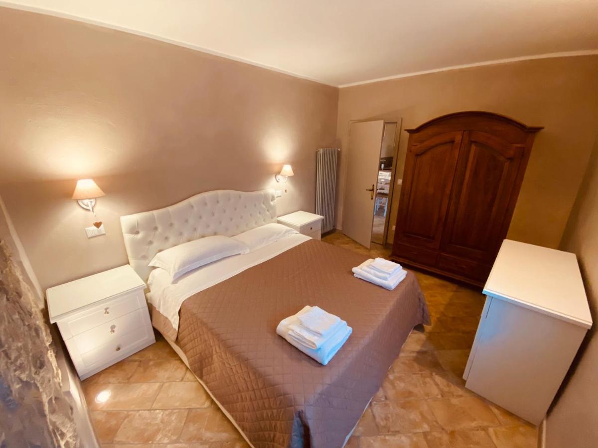 L'Oca Giuliva Relais Bed & Breakfast Gaggio Montano Exterior photo